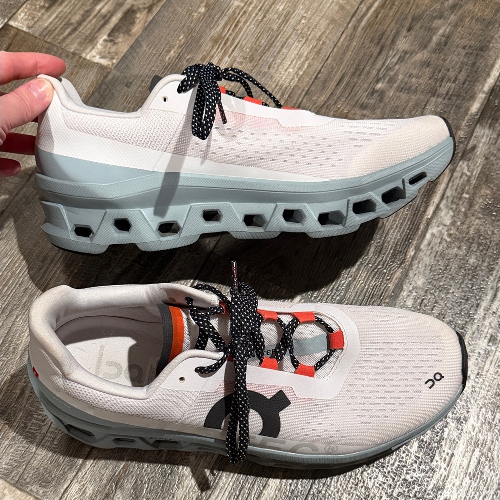 On Running Men's Athletic Shoes - White and Black - Picture 4 of 5